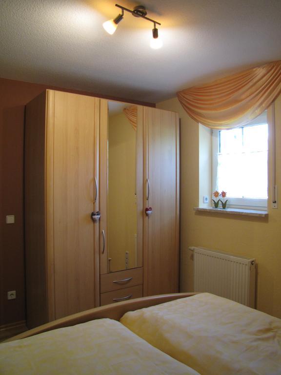 Stollenklause Apartment Hormersdorf  Room photo